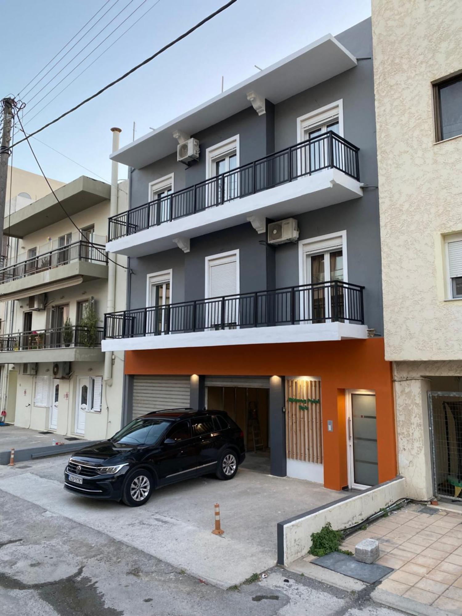 Midway Point Apts Heraklion  Ngoại thất bức ảnh